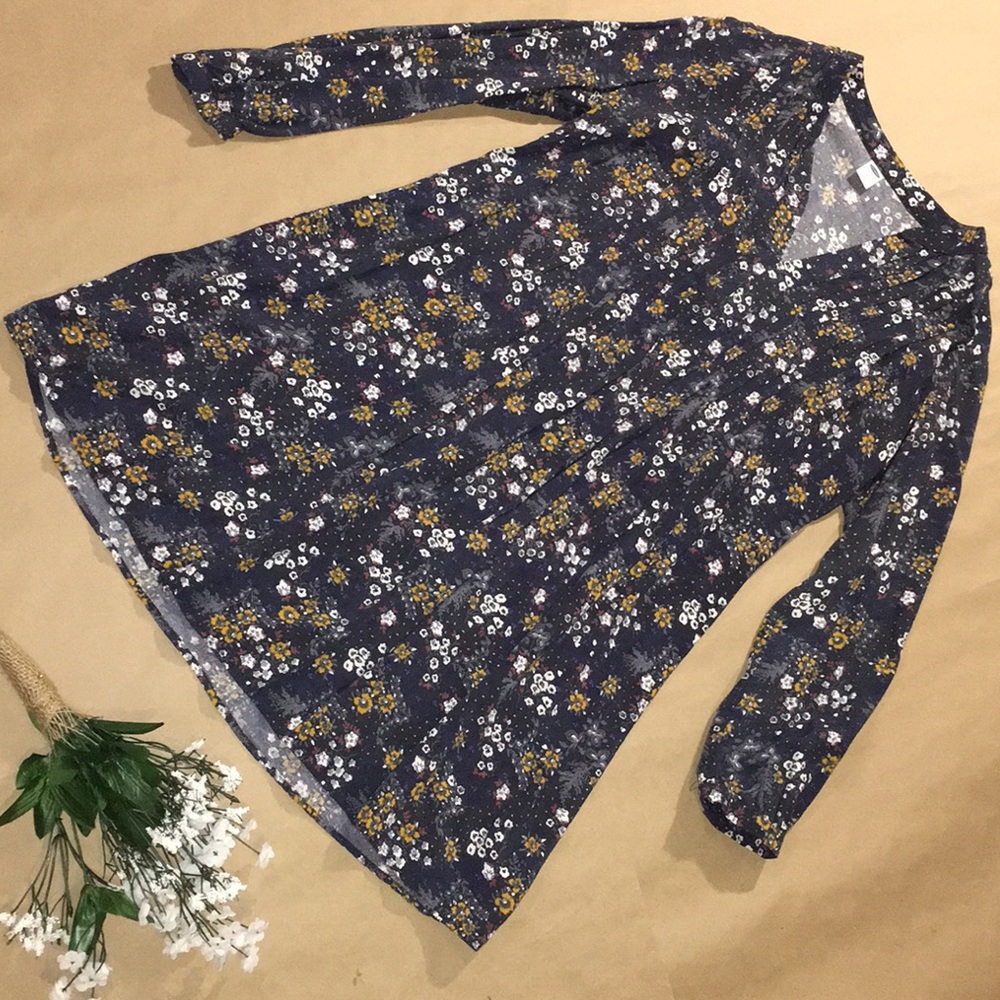 Old Navy long sleeve dress